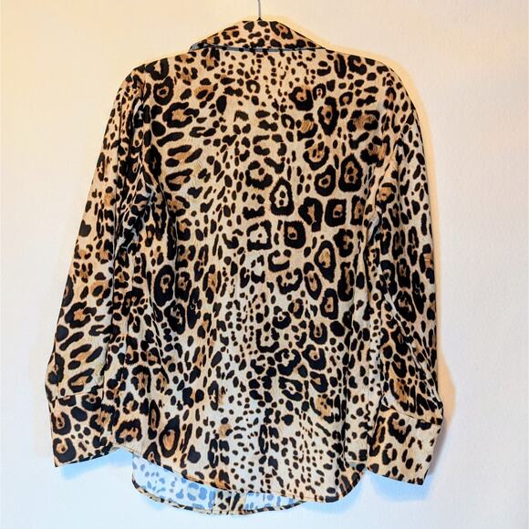 Zara Leopard Print Button Up Shirt - Size XS - Picture 2 of 3